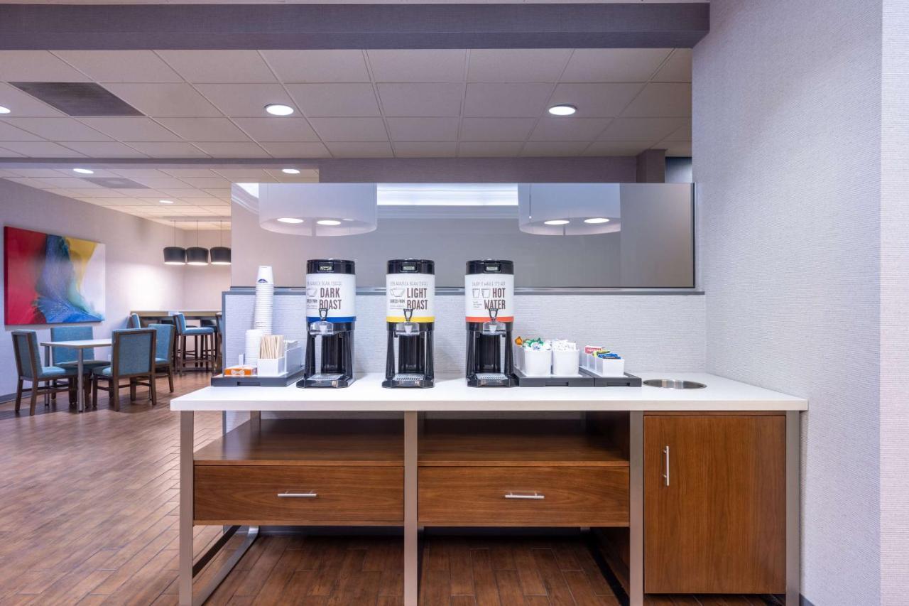 Hampton Inn St. Robert Buitenkant foto
